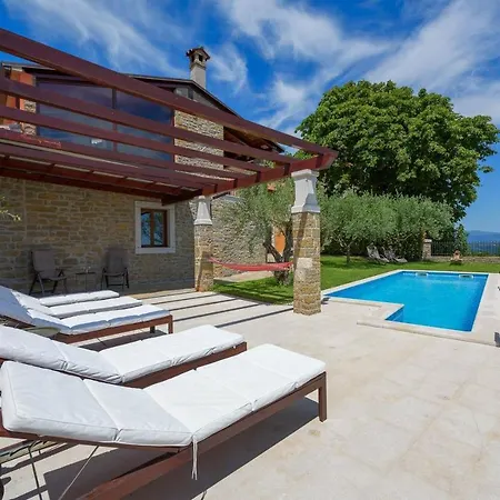 Ferienhaus Villa Zamask *