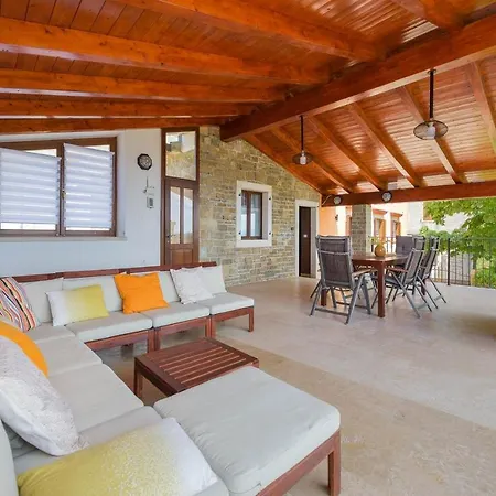 Villa Zamask Ferienhaus *