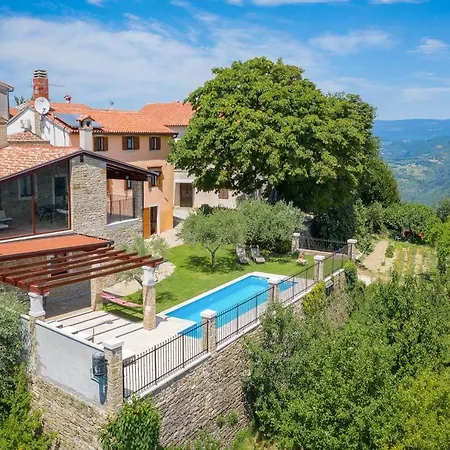 Villa Zamask Ferienhaus Zamask