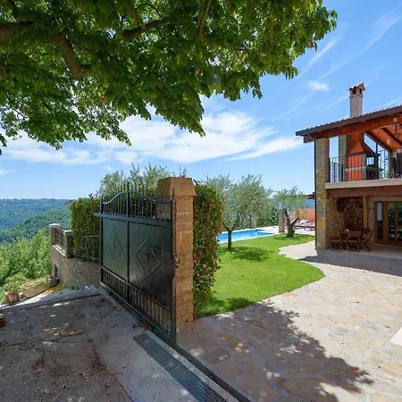 Villa Zamask Ferienhaus Zamask