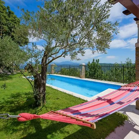Nyaraló Villa Zamask